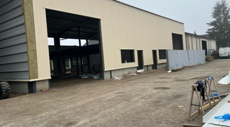 Local d'activité neuf de 280 m² à louer : Photo