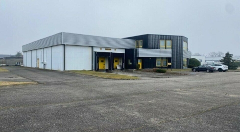 LOCAL D'ACTIVITE à LOUER : Photo