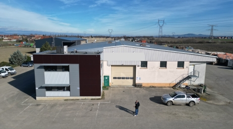 LOCAL D'ACTIVITE 1600 m² à LOUER : Photo