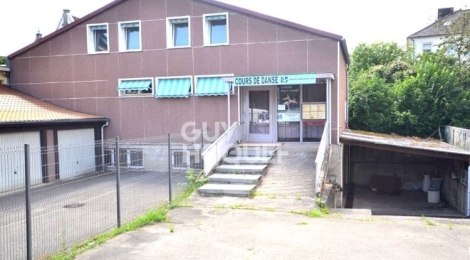 Local d'activité de 300 m² à vendre : Photo