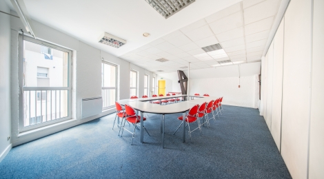 LOCATION SALLE "OMEGA" 12 PERSONNES : Photo