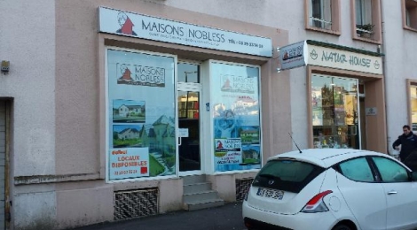 Proche gare local commercial de 62 m² : Photo