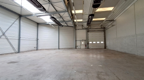 Local de 361m² à louer à l'hôtel d'entreprises de Reffye à Epinal : Photo