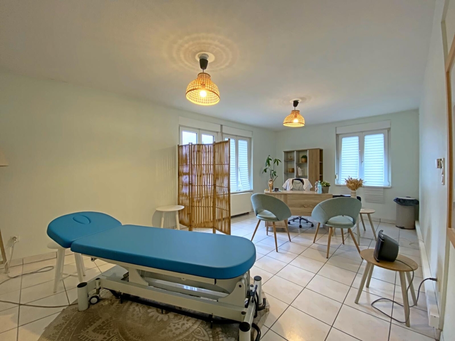 Local Professionnel - 95m2 : Photo 1