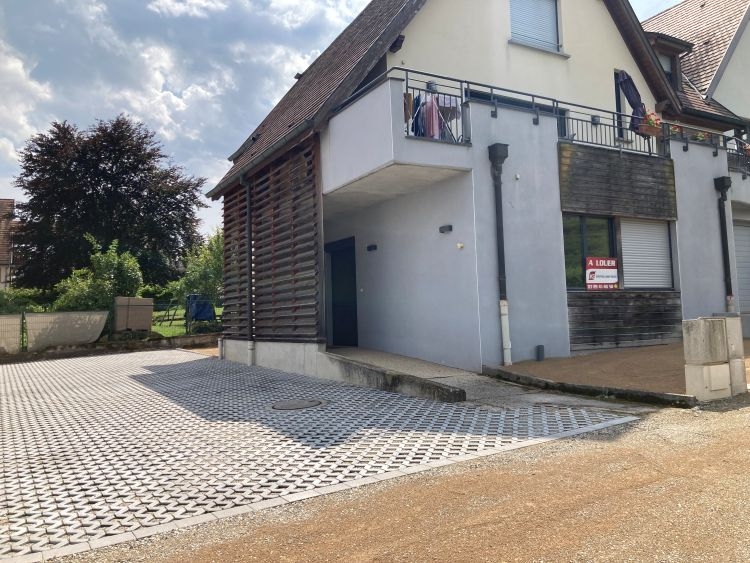 LOCAL PROFESSIONNEL à LOUER : Photo 1