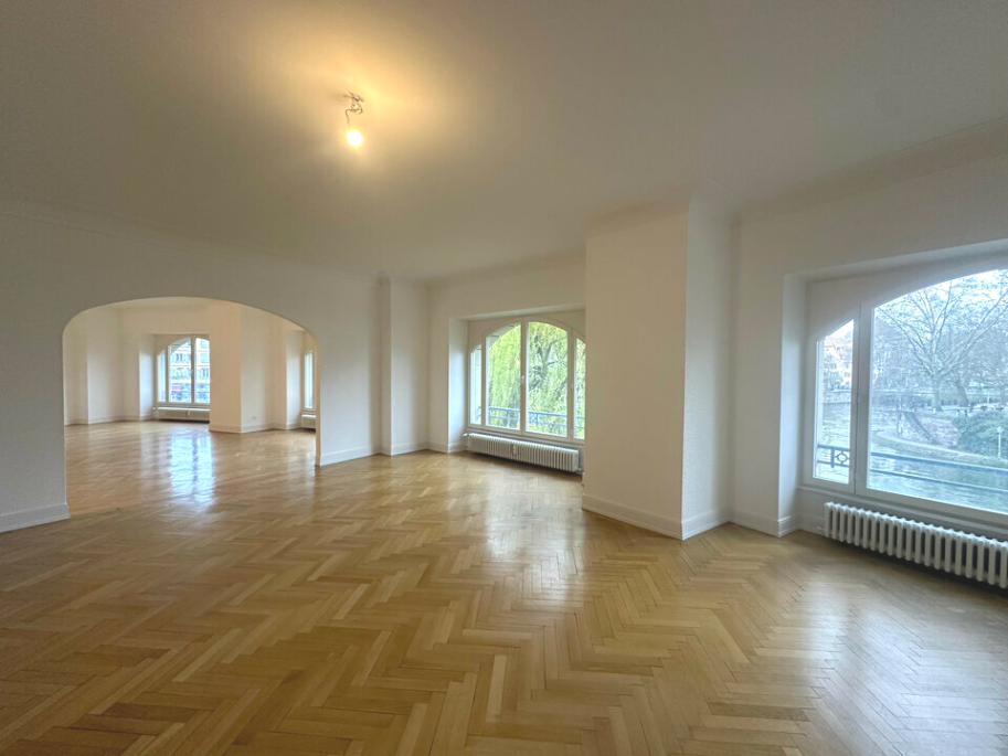 BUREAUX à VENDRE : Photo 1