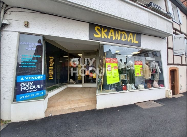 Local commercial de 126 m² à vendre : Photo 1