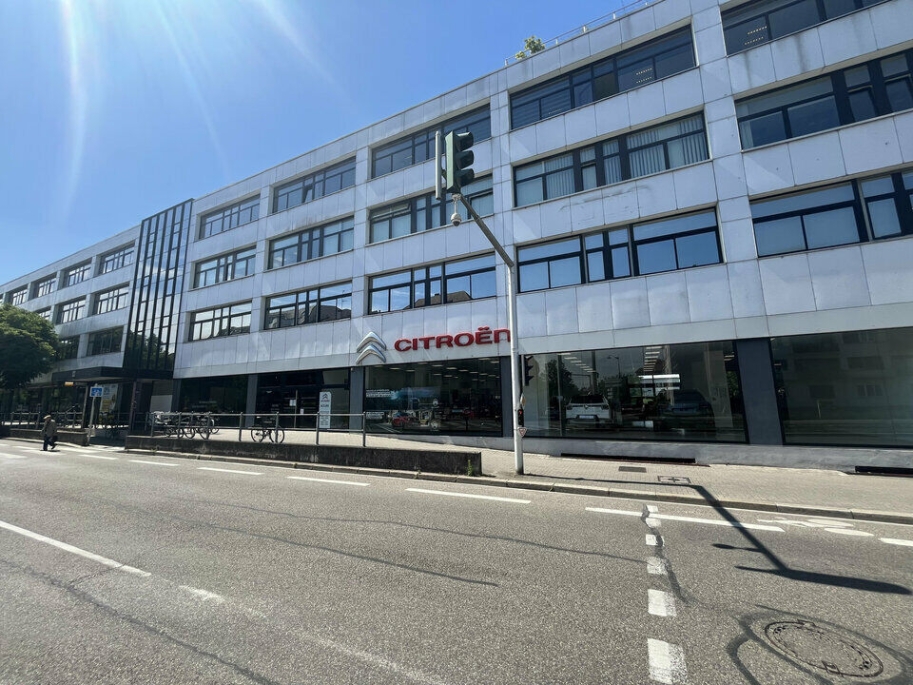 LOCAL COMMERCIAL à VENDRE : Photo 1