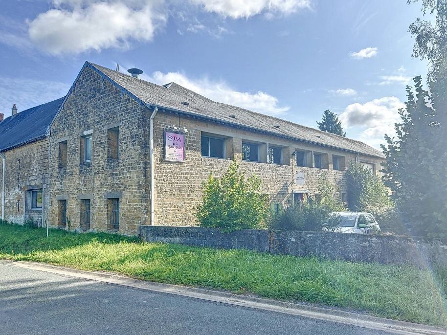 Local professionnel 400m² : Photo 1