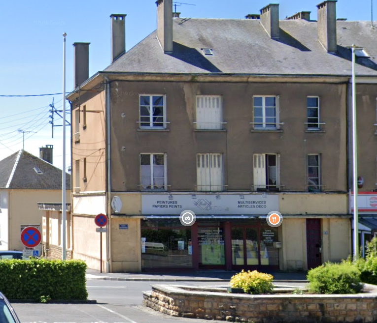 Immeuble avec RDC commercial : Photo 1