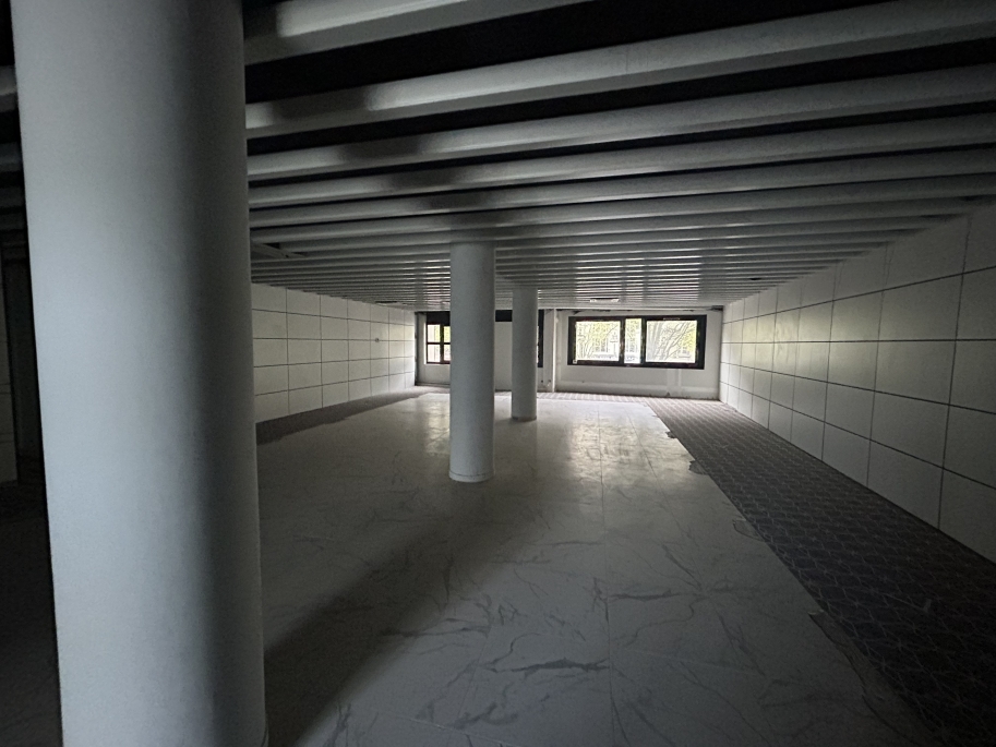 Bureaux - 320 m²-REIMS Centre Erlon : Photo 1