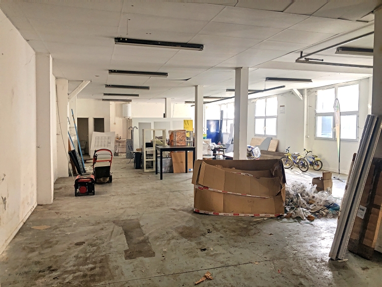 Bâtiment de stockage 225m² : Photo 2