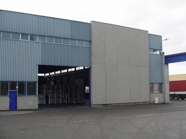 LOCAL D'ACTIVITE à LOUER : Photo 1