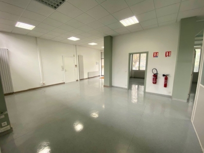 Quartier Gare - LOCAL COMMERCIAL / BUREAUX à LOUER : Photo 3
