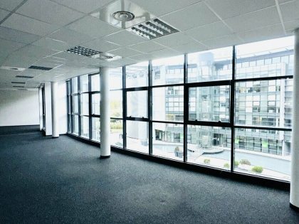 BUREAUX à LOUER : Photo 2