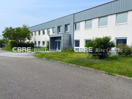 : Photo 2