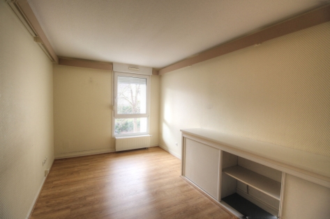 Bureaux - Péripherie en Centre-Ville - stationnement à proxi : Photo 3