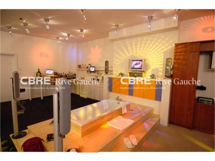 : Photo 3