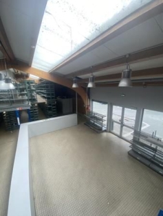 LOCAL D'ACTIVITE à LOUER : Photo 3