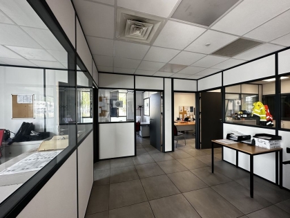 ACTIVITE 1161 m² (non div.) à vendre (ILLKIRCH GRAFFENSTADEN 674 : Photo 2