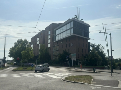 LOCAL COMMERCIAL à LOUER : Photo 2