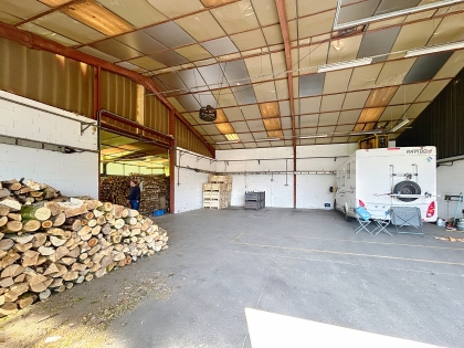 Bâtiment industriel artisanal ou stockage 700m² : Photo 3