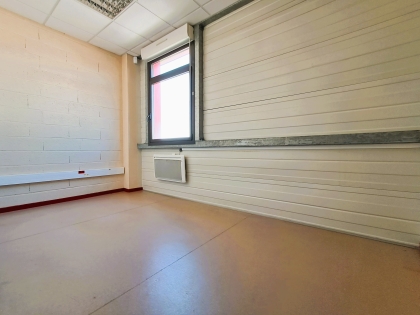 bureaux de 73m² à louer à l'hôtel d'entreprises de Reffye à Epinal : Photo 2