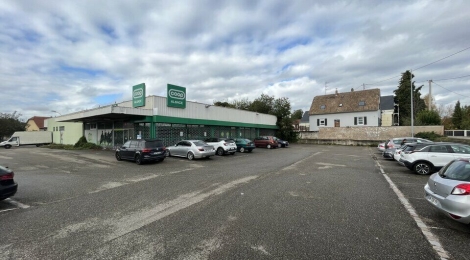 LOCAL COMMERCIAL à LOUER : Photo