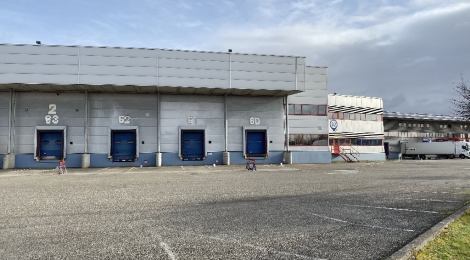 ACTIVITE 11622 m² (Div. 4666 m² à louer(BRUMATH 67170) : Photo