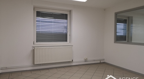 Local atelier ou stockage de 130 m2 - Lot D1C4 : Photo