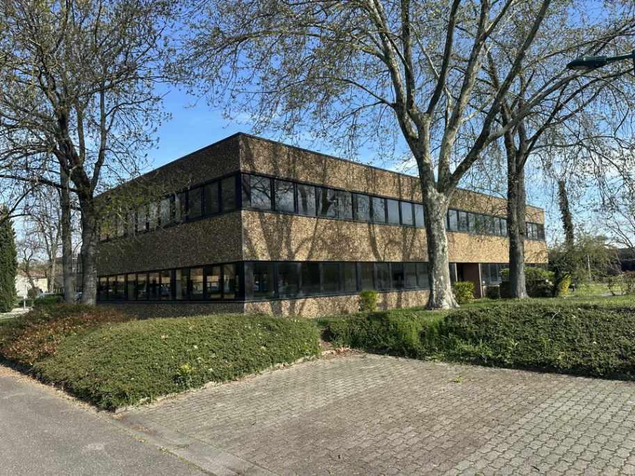 BUREAUX à LOUER : Photo 1