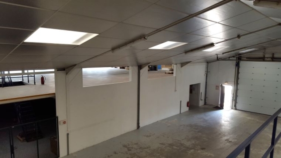 Local d'activité à louer : Photo 3