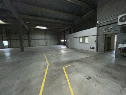 LOCAL D'ACTIVITE à LOUER : Photo 2