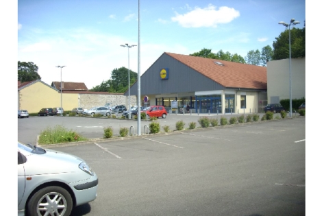 Local commercial en vente et location à Joinville : Photo 2